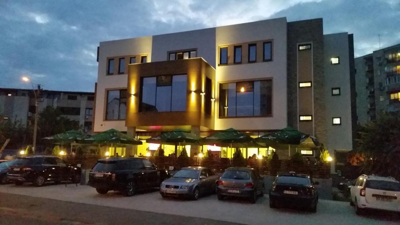 Hotel Excellence Букурещ Екстериор снимка