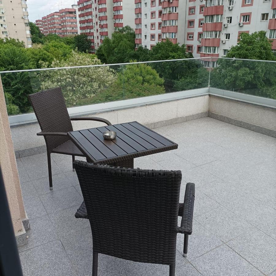 Hotel Excellence Букурещ Екстериор снимка